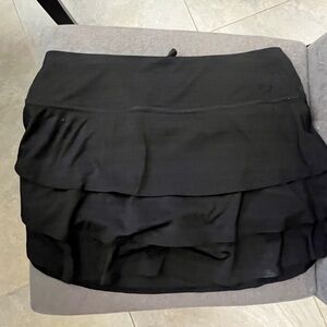 black athleta skirt
